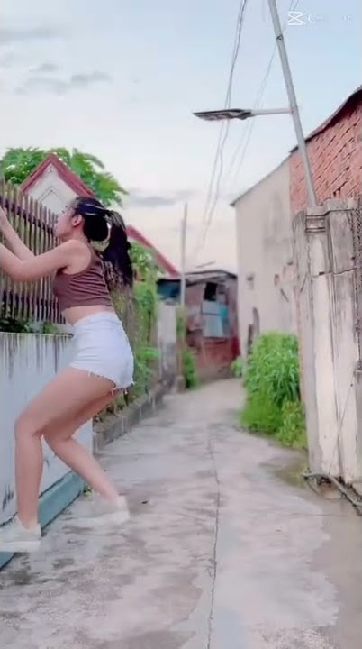 Hello mọi người lại là Nguyễn Bích Uyển My đây #shorts
