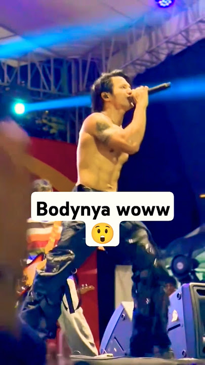 sexy banget nih #vokalis barunya #nidji bikin cewek tak berkedip