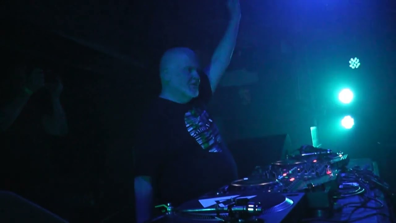 DJ Talla 2XLC Part 1 Techno + Trance Classics 02.07.2022