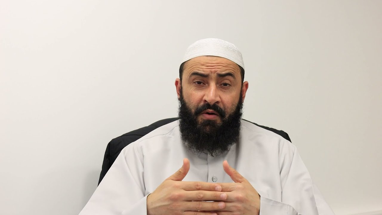 قوله تعالى واذا قرأت القرآن جعلنا بينك وبين الذين لا يؤمنون بالآخرة حجابا مستورا