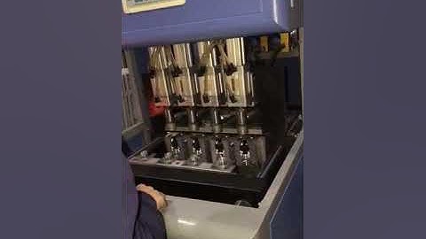 Auto drop pet bottle making machine semi automatic four cavity @longe machinery ，