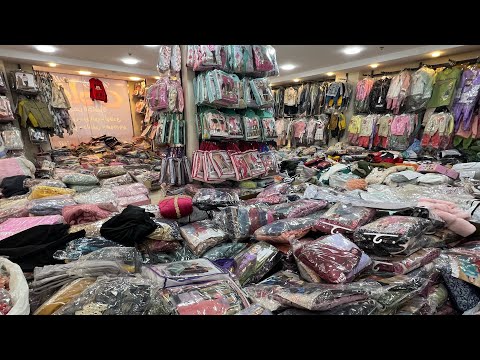 صورتلكم ٣ محلات فى مول مكه والاسعار من ٧٥ جنيه