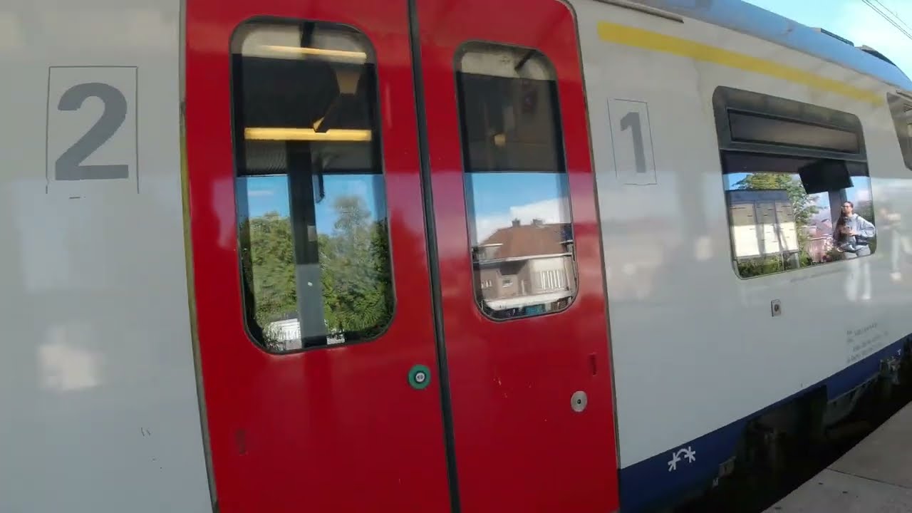 Train from Sint-Niklaas to Zwijndrecht Antwerp