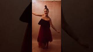 Tv Actress Pavitra Punia Looking Hot In This Look