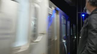 Incoming 7 Train Subway NYC - Free (for commercial use) Footage - 4K