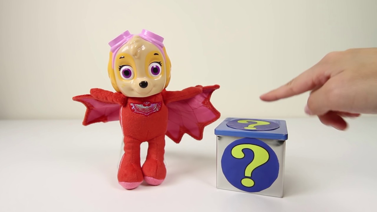 family friendly resorts Villain Changes Clothes with Minnie Mouse - Paw Patrol, Elmo Sesame Street | Ellie Sparkles