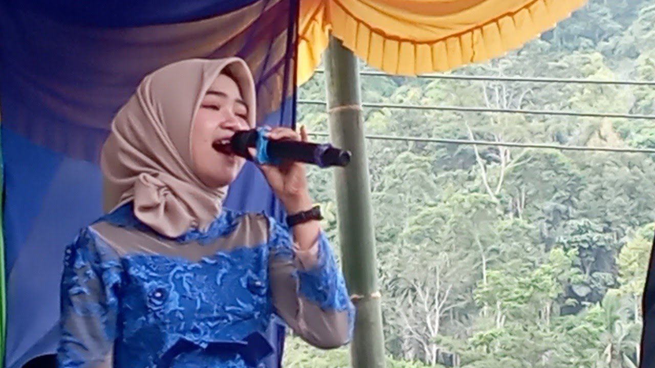 SUARA MERDU VINI AZMI ASAL CIANJUR SELATAN