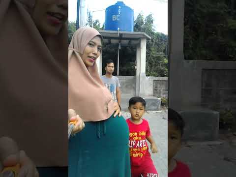 bumil Jalan sore || setelah beli kelapa ijo