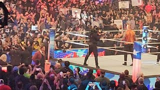 CODY RHODES AND SETH ROLLINS COME THROUGH THE CROWD ON SMACKDOWN!