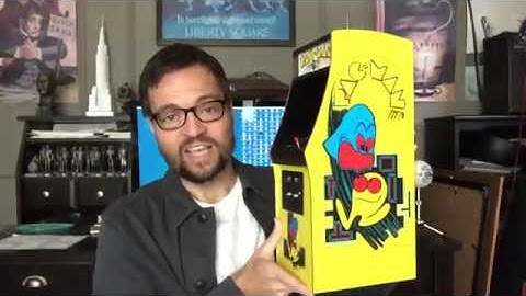 1/4 scale Pac-Man cabinet by Numskull