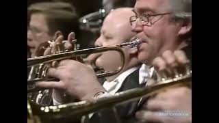 Dmitri Shostakovich - Symphony No. 5 (Svetlanov)