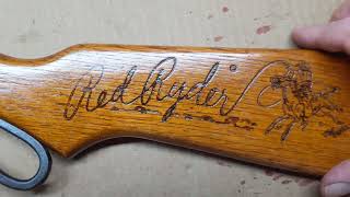 Daisy #111 Model 40 Red Ryder Carbine with leather seal issues ( a cool Oak Buttstock)
