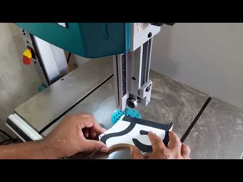 Video: Makita Band Saw: Features Sawing For Wood And Metal. How Does It Work? Features Of Handheld And Cordless Models