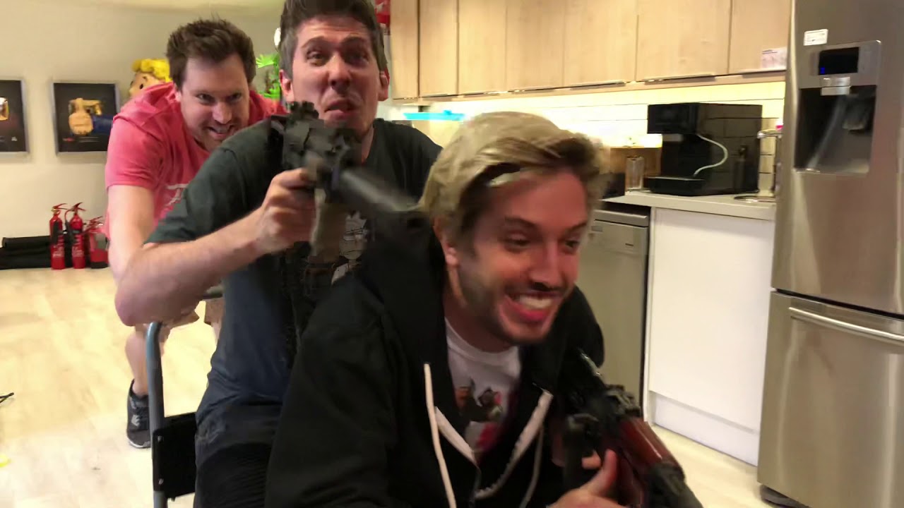 ROLL OUT!! (Twitch.tv/yogscast) - ROLL OUT!! (Twitch.tv/yogscast)