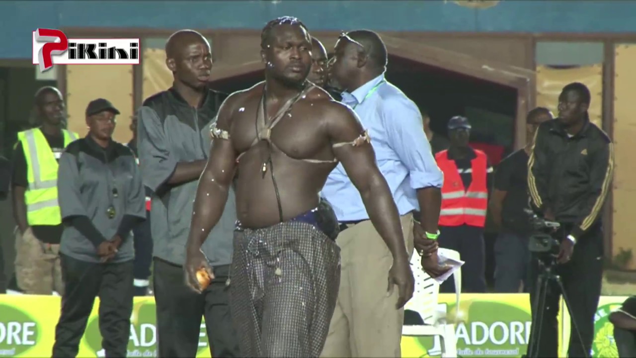 Incroyable ! Le mystique dans le combat Modou Lô - Balla Gaye