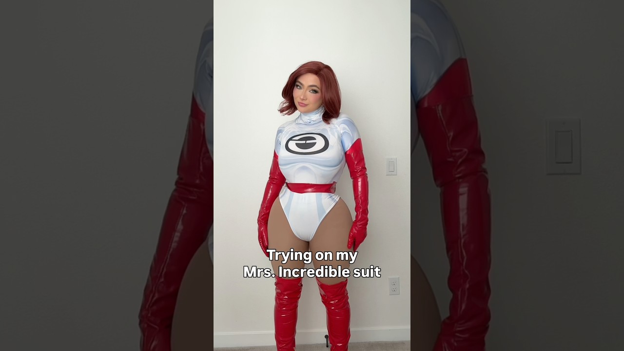 Trying on my Mrs. Incredible cosplay but it still needs some work 🤣 #cosplay #mrsincredible