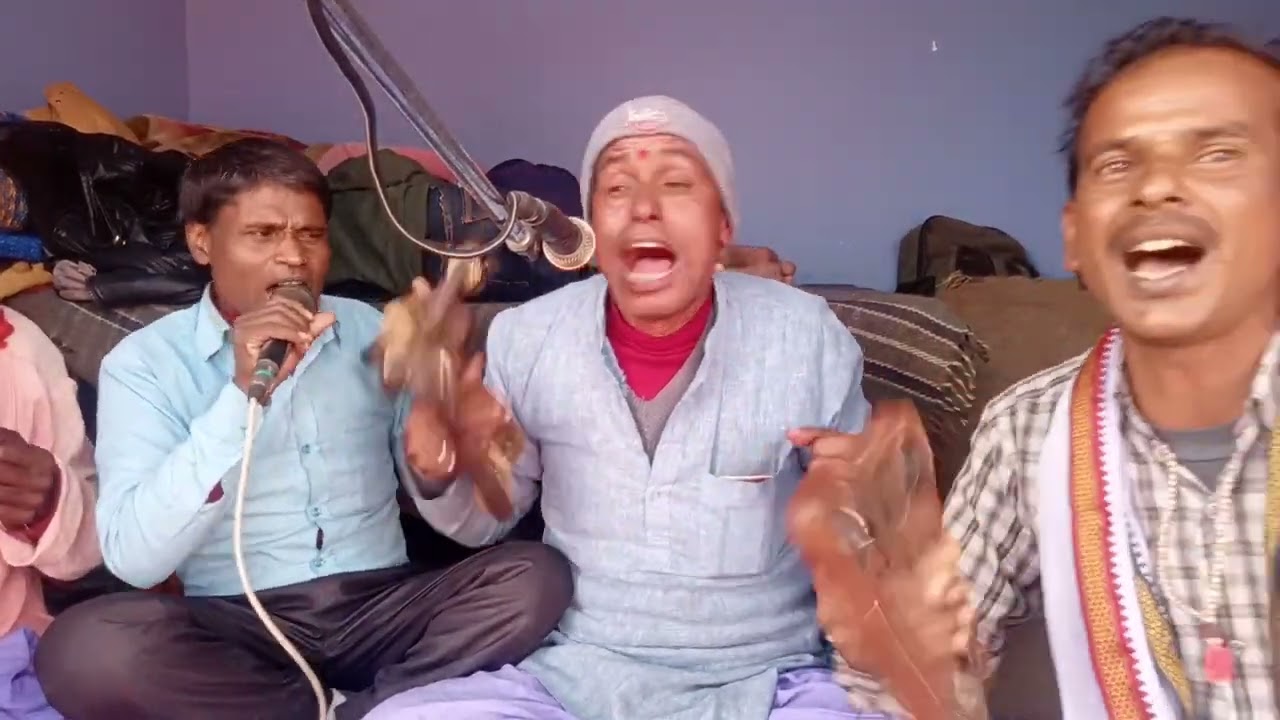 gobin mahraj ke Puja best Video please Like my video share garidinu Hola please  Number 9844216036