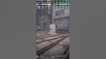 This dav1g Flash Blinds Everyone in Popdog (Train)