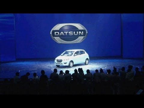 عودة سيارة نيسان داتسون