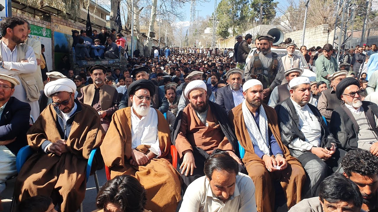 پاراچناررہبرمعظم کی شہادت کے خلاف پاراچنارمیں لاکھوں مومنین کاریلی علامہ سید عابدحسین الحسینی کاخطاب