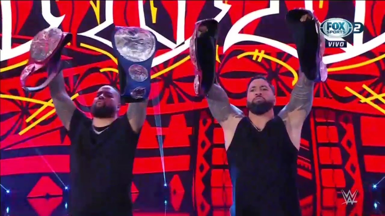 Entrada The Usos Campeones Indiscutibles de Raw y Smackdown – WWE Smackdown 27/05/2022 (En Español)