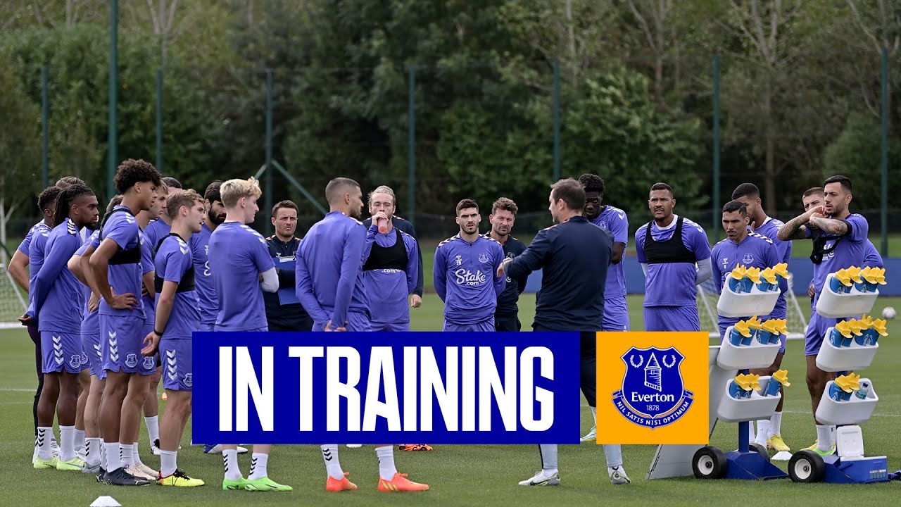BLUES GEAR UP FOR BRENTFORD TRIP! | Everton In Training