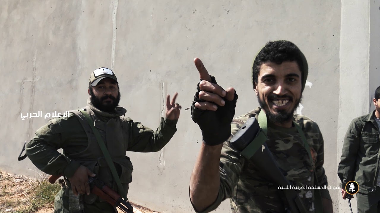 الوحدات العسكرية بالقوات المسلحة تُبسِط السيطرة على مواقعٍ جديدة في محور عين زارة