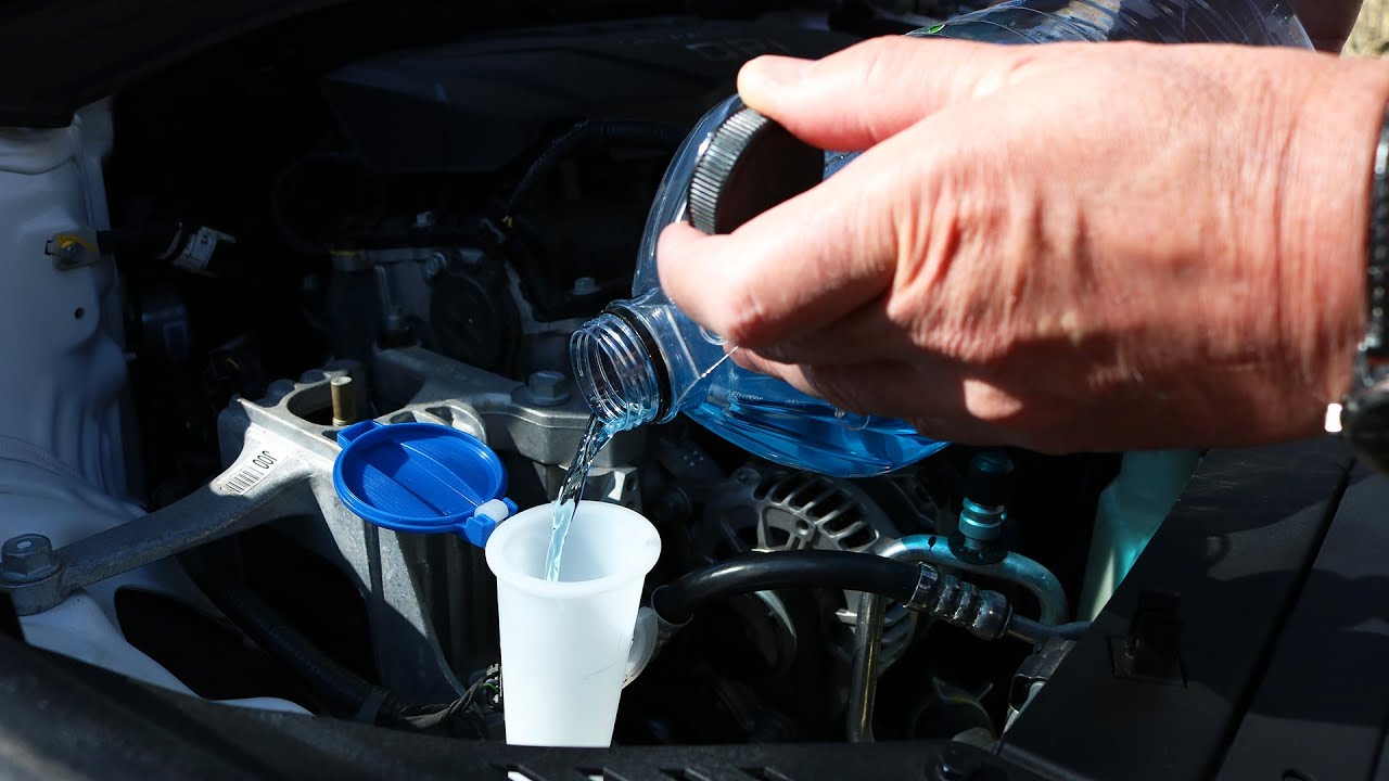 Windshield Wiper Fluid: Do I Have to Use It or Is Water OK?