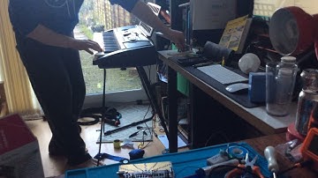 Arduino synth - midi input + LFO with analog controls