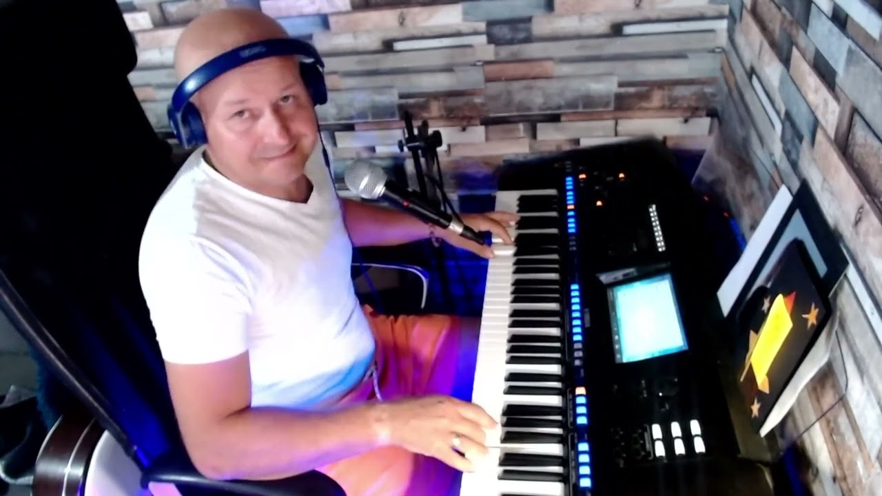 -MAGDALENO LENO- WESELNIE MISIEK LIVE