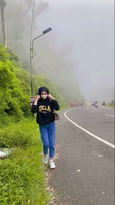 Video Mentahan Bahan Halu. Jalan Jalan sama cewek cantik STORY HALU