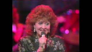 Video thumbnail of "Mama's never seen those eyes - The Forester sisters - live"