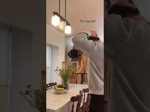 OMG Mom Caught Me Doing It!  😬📸+👣=💰 Itsbenreid
