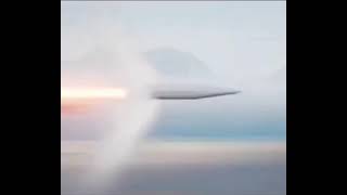 Видео сравнения различных ракет, от крылатых до гиперзвуковых, по скорости полёта.