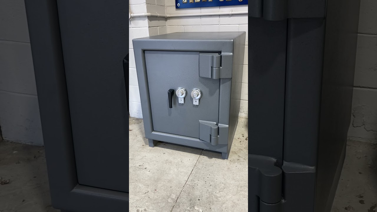 Kingdom KZ2000 High Security Anti Arc Safe - YouTube