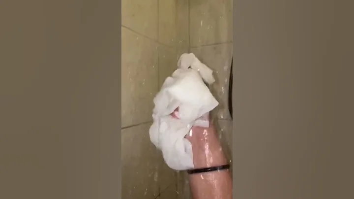 Shower routine 🫧🤍 #shorts #showerroutine #bodycare #morningroutine