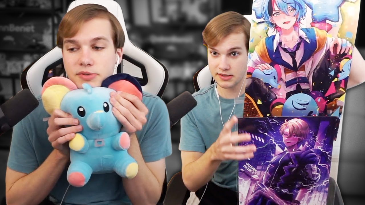 Quinn Shows all the Merch He Bought at Offkai