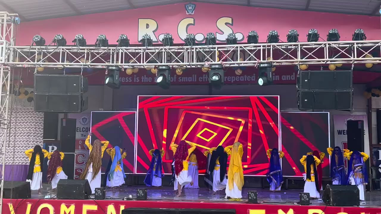 Funny Dance performance 