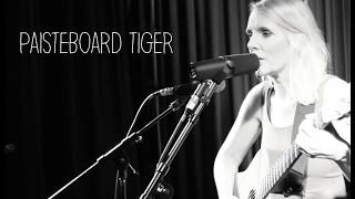 Miniatura de vídeo de "Katja Werker - PAISTEBOARD TIGER -  live at Blomberger Songfestival"