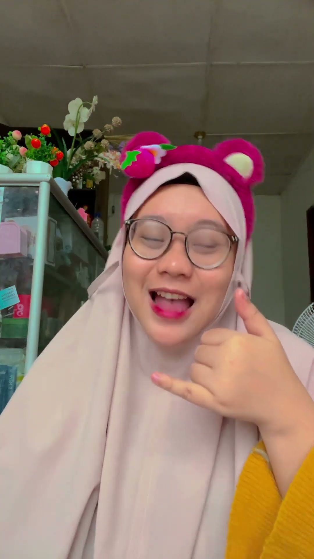 Hallo Angela Seram