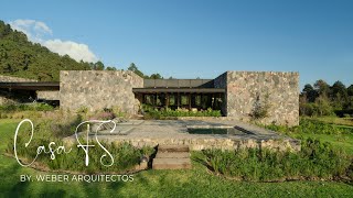 Architecture in Harmony: Exploring the Natural Beauty of the Valle de Bravo House