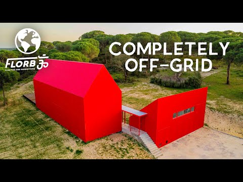Video: Maskulin Stil Möter Off-Grid Living With The SPACE Av IO House