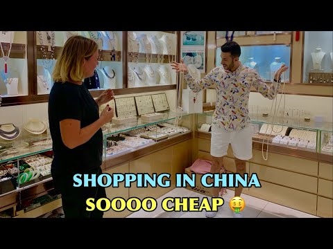 Vídeo: O Hongqiao New World Pearl Market em Xangai