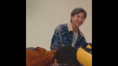 Tae doing push up with robot #shorts #taehyung #v #bts