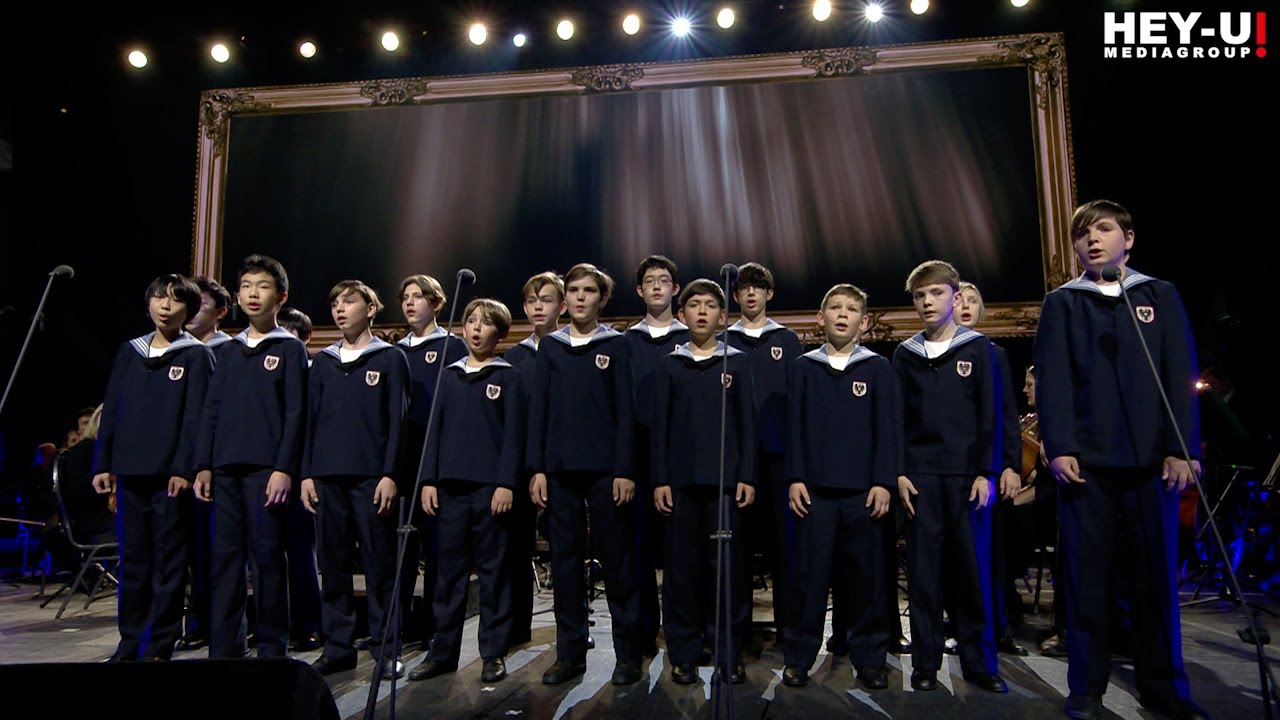 Music for a While - Manuel Huber & Wiener Sängerknaben [Live in Vienna 2022 - Voices for Peace]