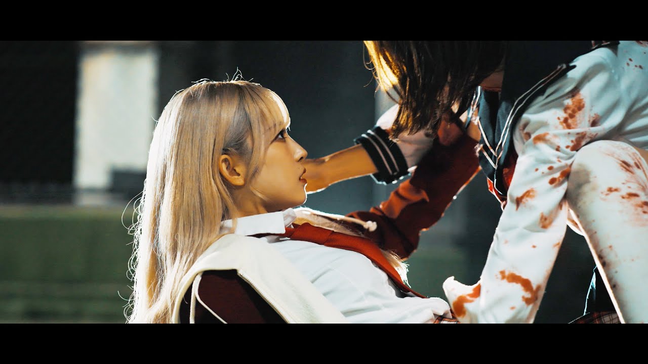 在 YouTube 上观看 JamsCollection「アンデッド・ラブストーリー」MUSIC VIDEO［4K］