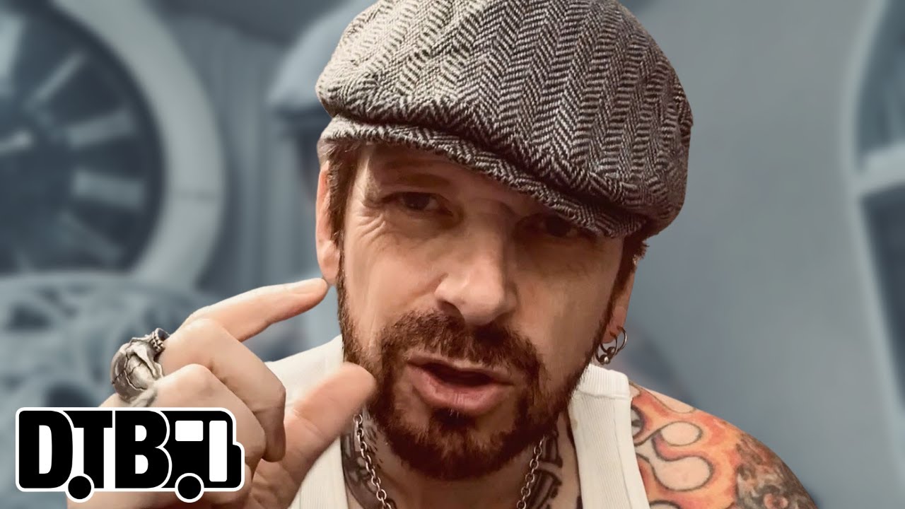 Ricky Warwick (of Thin Lizzy & Black Star Riders) - CRAZY TOUR STORIES Ep. 797