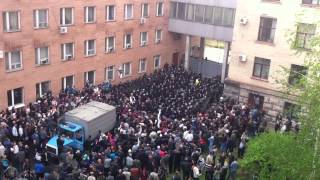 Внутренний двор ОГА(2). Луганск(Lugansk) 29.04.2014 Внутренний двор ОГА(2). Луганск(Lugansk) 29.04.2014