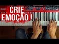 Criando emoção usando apenas 4 notas no piano (Como tocar piano) | Milo Andreo