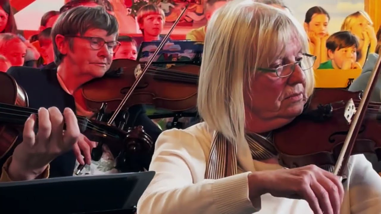 Song of love - Paradiesorchester (2025)